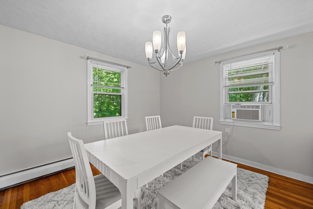 28 Greybert Lane Worcester, MA 01602 - Photo 12 of 35