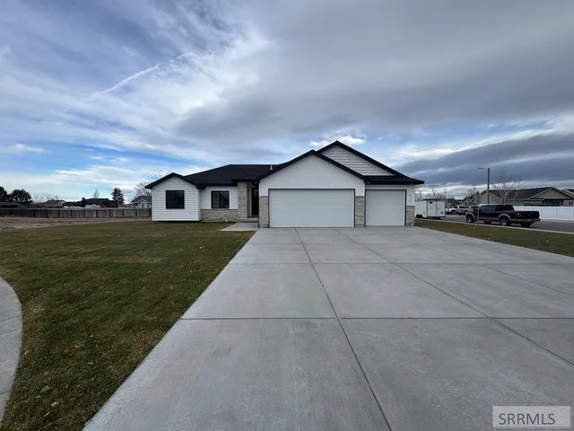 $530,000 | 410 Kelton Circle, Shelley, ID 83274
