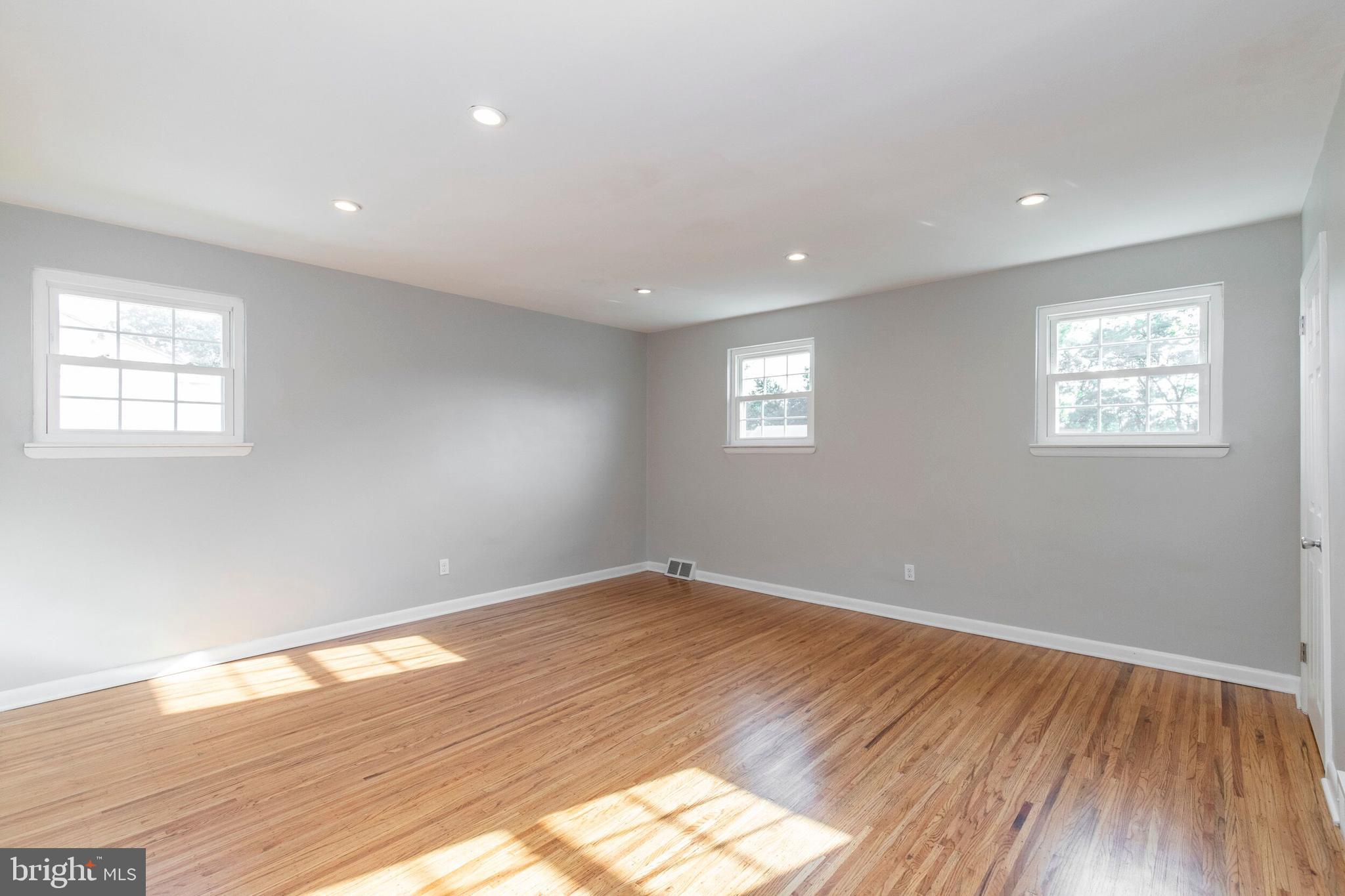 34 Colonial Road Havertown, PA 19083 - Photo 8 of 18