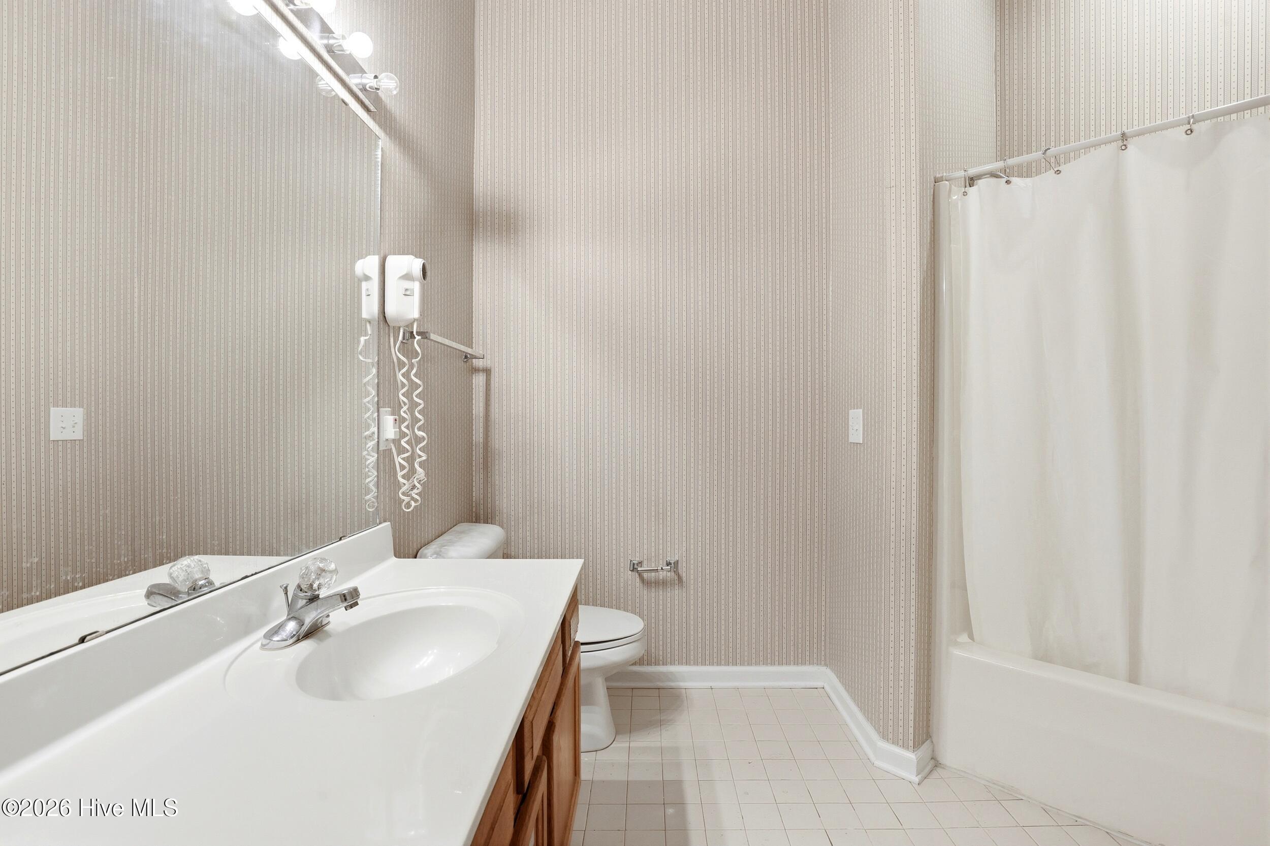 226 Clubhouse Road, Unit A Sunset Beach, NC 28468 - Photo 14 of 38 25_226_clubhouse_rd_025