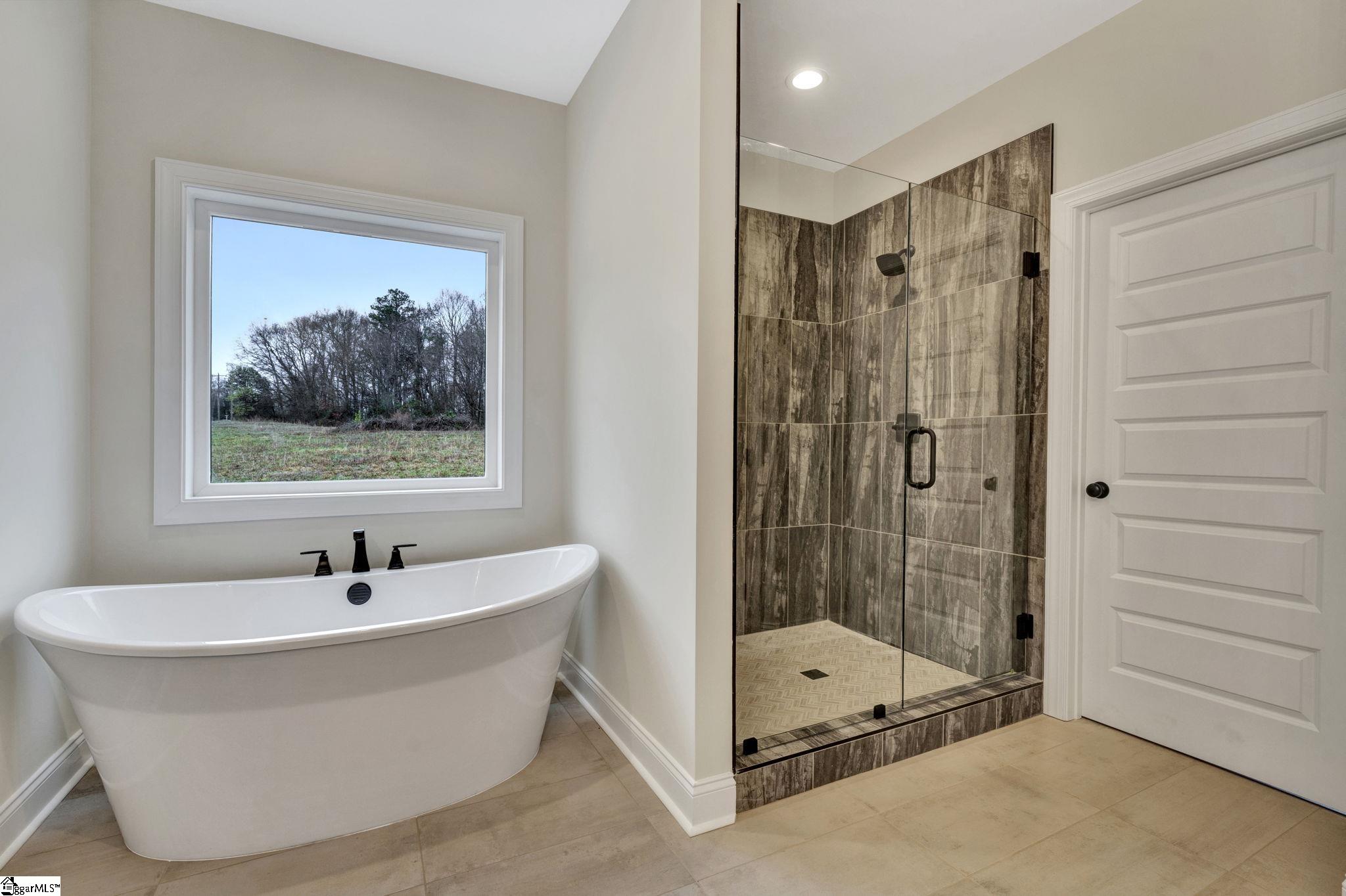 9859 Anderson Road Piedmont, SC 29673 - Photo 21 of 36 Gallery Image 21