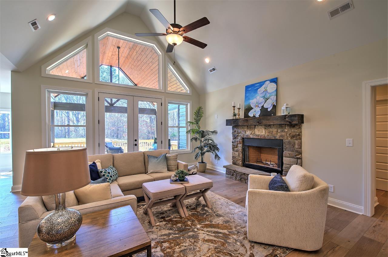 9859 Anderson Road Piedmont, SC 29673 - Photo 3 of 36 Gallery Image 3