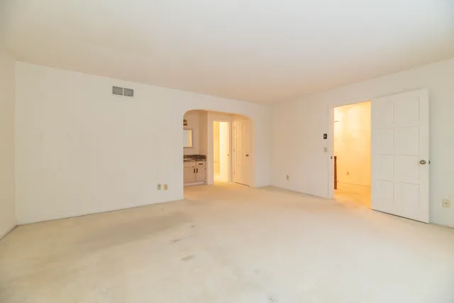 $325,000 | 2008 Hudson Avenue, Kalamazoo, MI 49008