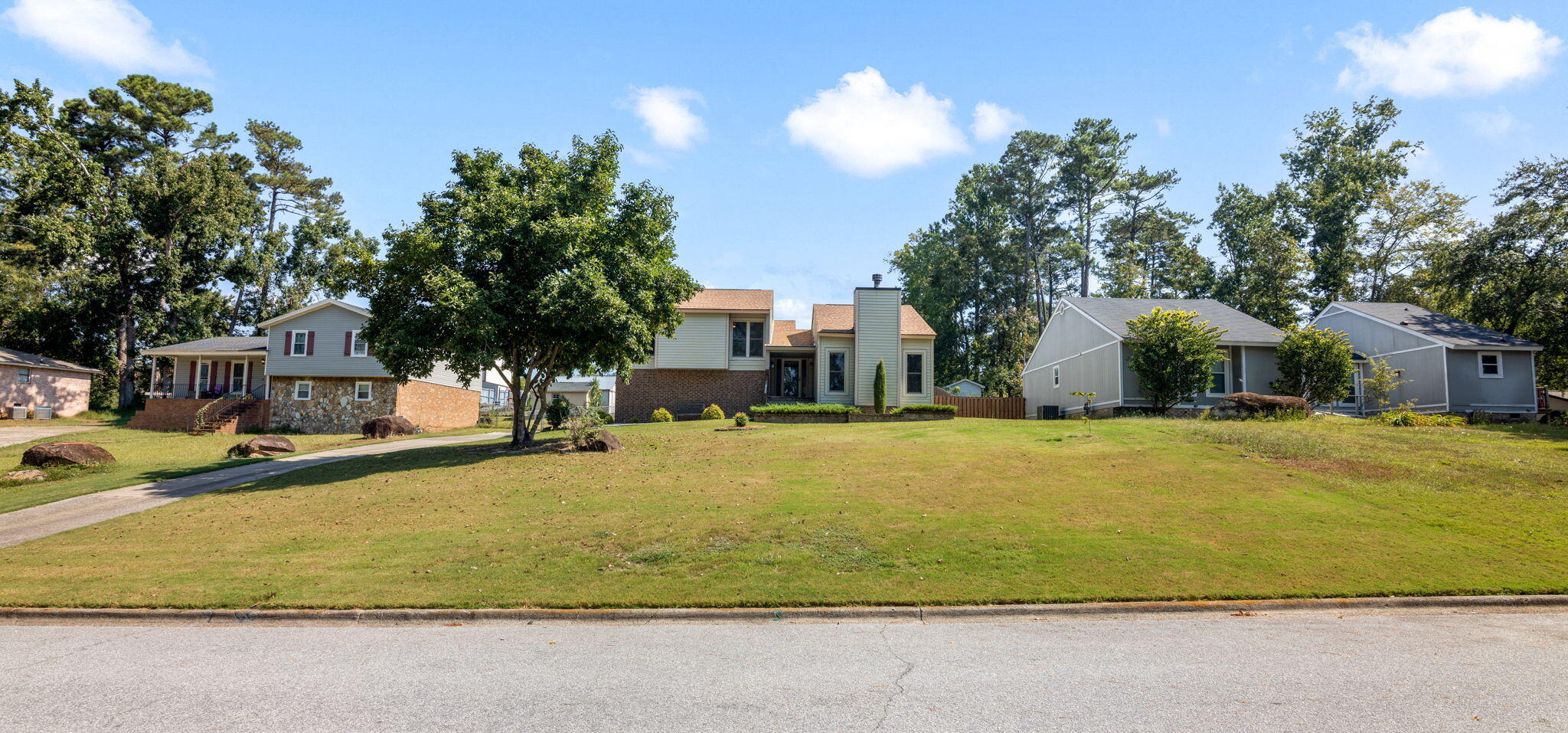 322 Rockdale Road Augusta, GA 30907 - Photo 6 of 72 5-web-or-mls-322 Rockdale Road-60