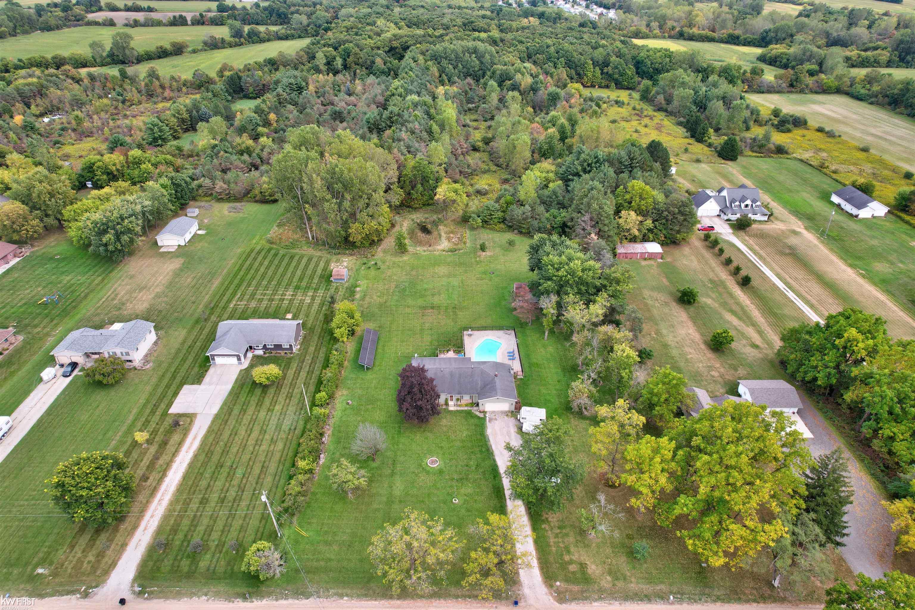 5238 North Gale Road Davison, MI 48423 - Photo 55 of 71 50189231-c017b87d-51e3-4d1b-a0aa-573f99bff98a.JPG