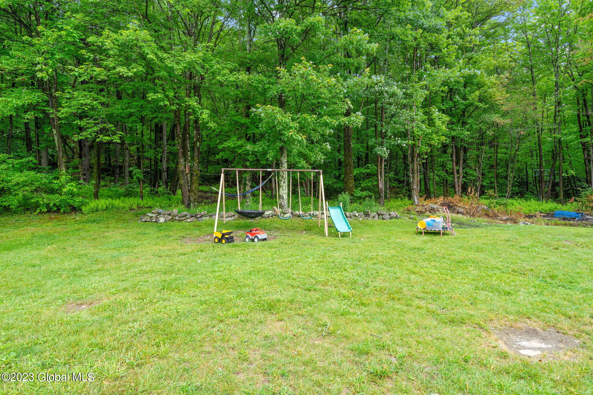 264 Momrow Road Sand Lake, NY 12153 - Photo 6 of 59 10-web-or-mls-264-momrow-rd