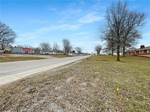 $155,000 | 2406 Hwy 13 Boulevard, Higginsville, MO 64037