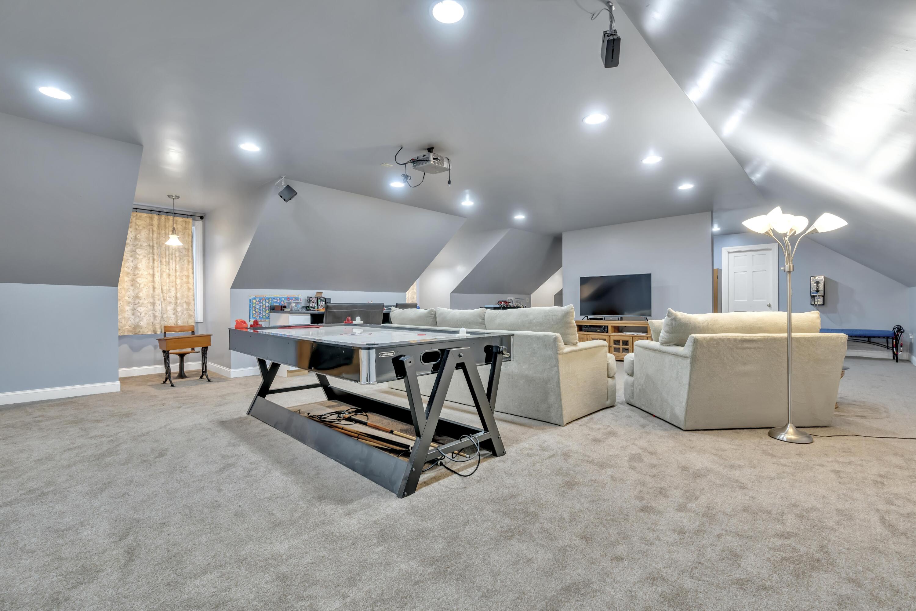 30 Rebecca Road Ogunquit, ME 03907 - Photo 23 of 30 Third Floor Bonus Room 2