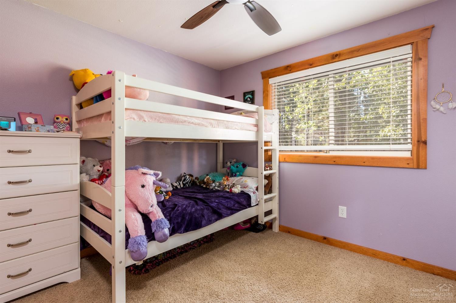 56069 Savage Road Bend, OR 97707 - Photo 16 of 24 Gallery Image 16