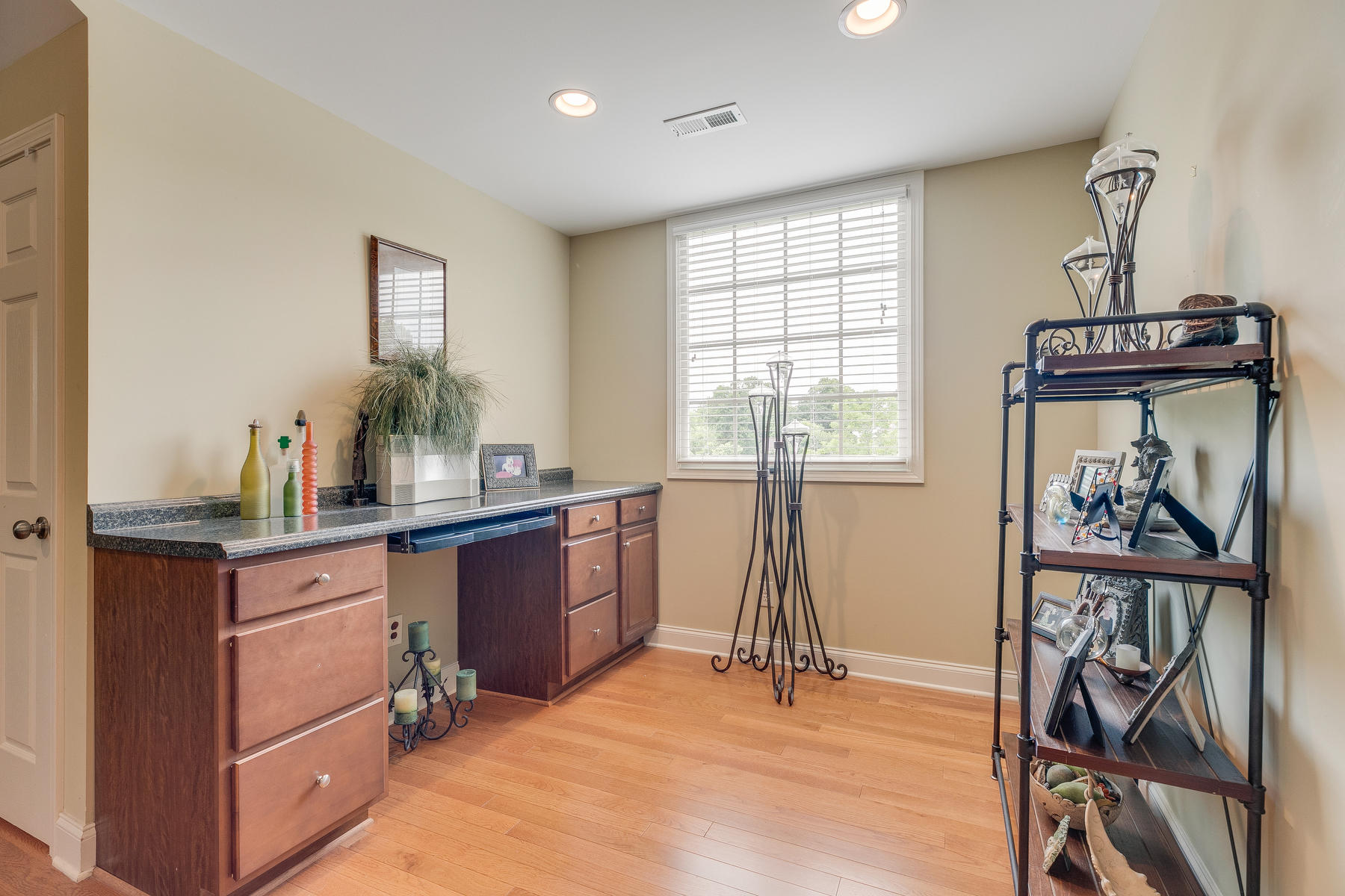 1818 Lone Oak Road Johnson City, TN 37604 - Photo 41 of 76 041