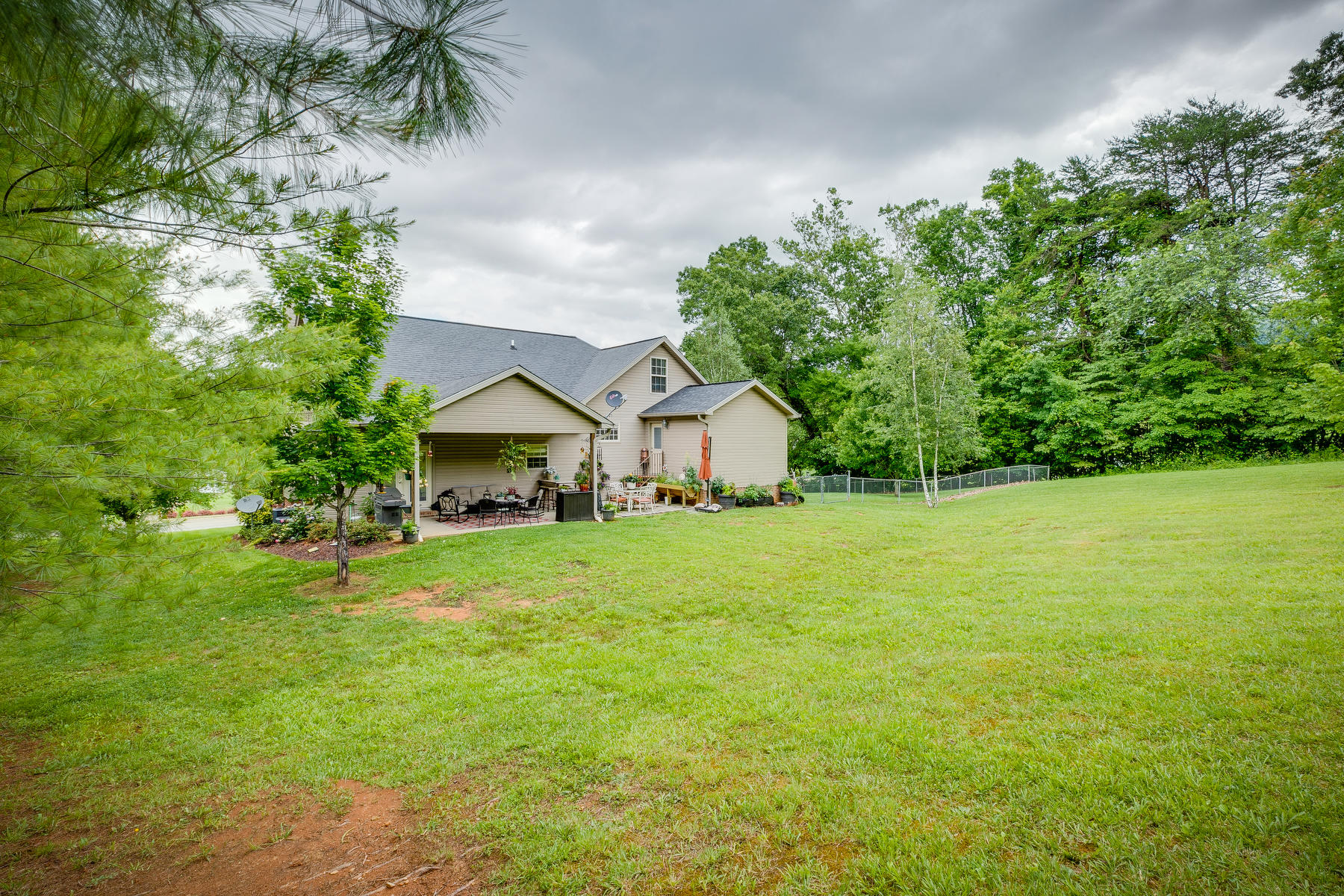 1818 Lone Oak Road Johnson City, TN 37604 - Photo 64 of 76 064