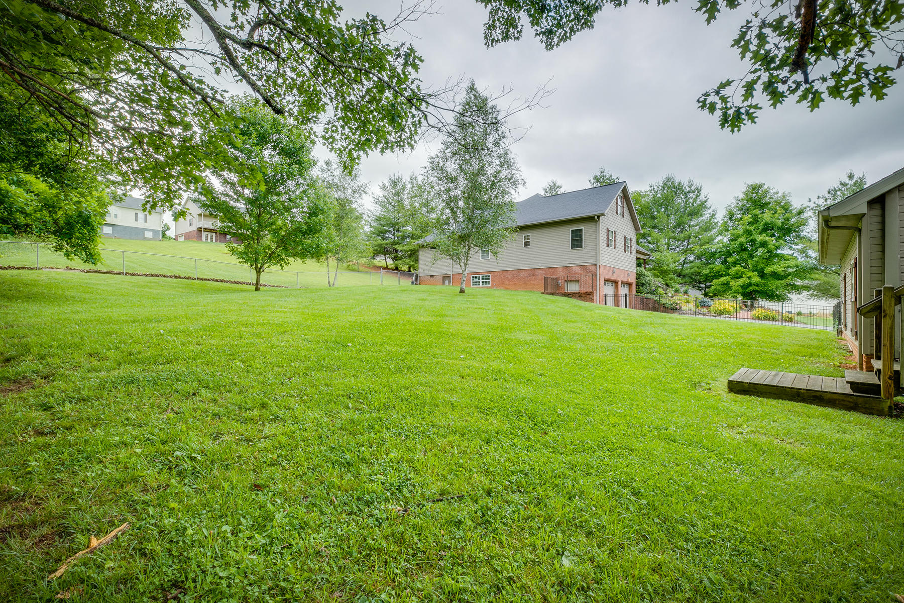 1818 Lone Oak Road Johnson City, TN 37604 - Photo 69 of 76 069