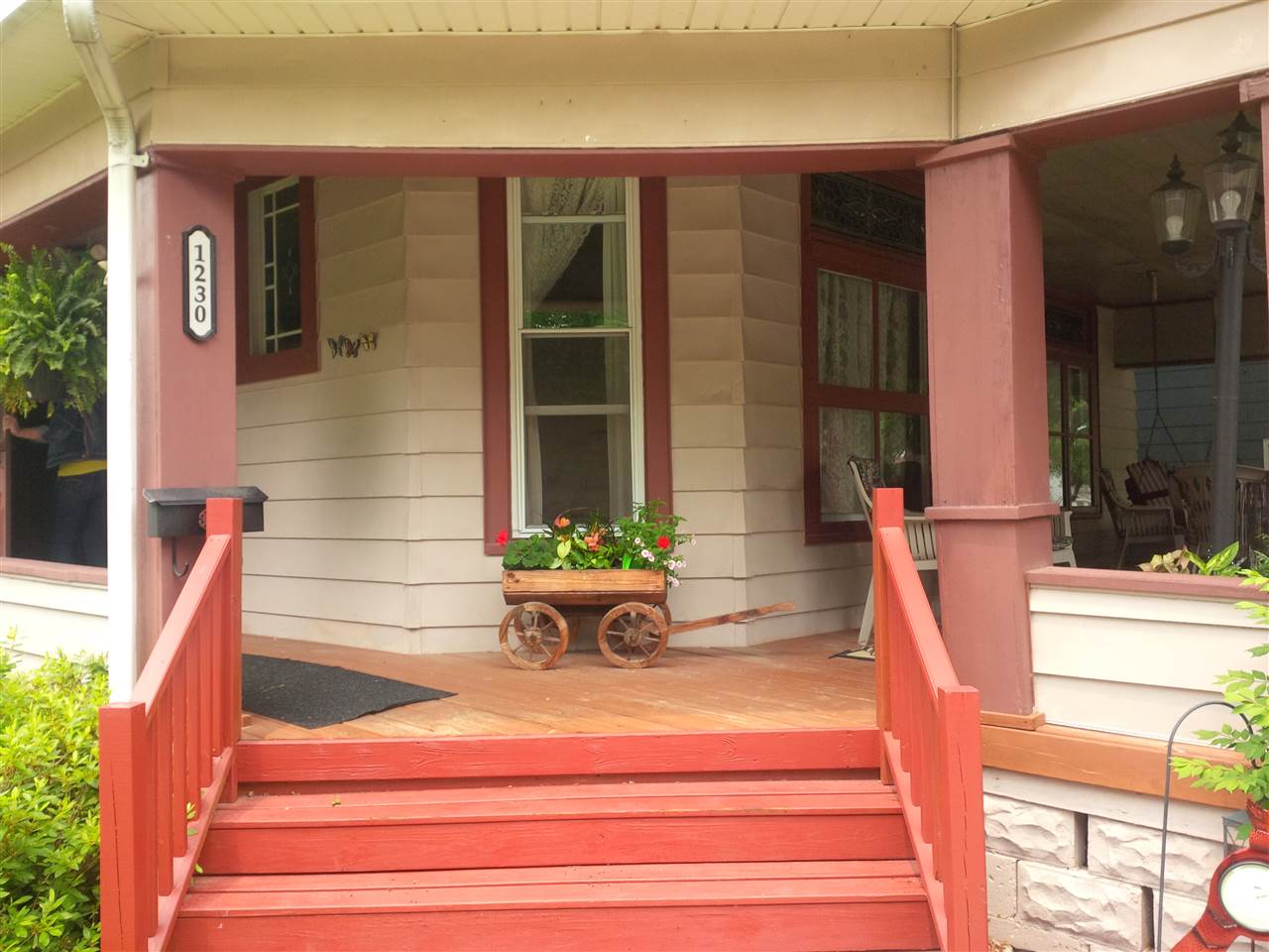 1230 Madison Street Rochester, IN 46975 - Photo 2 of 12