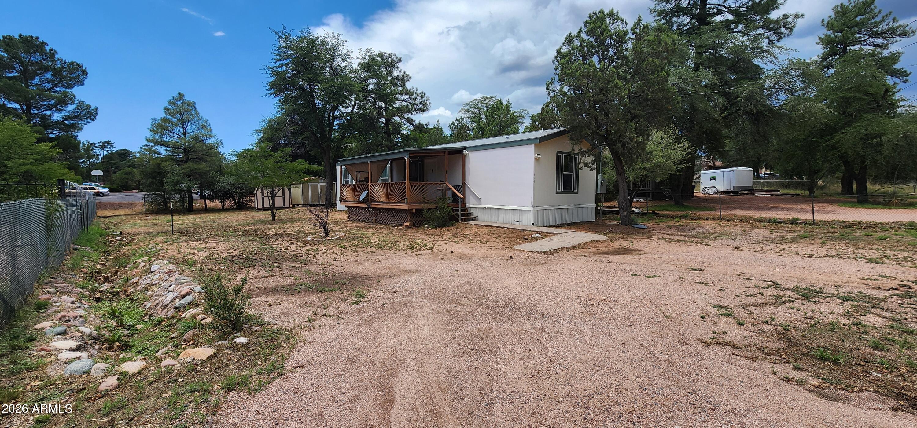 210 South Goodnow Road Payson, AZ 85541 - Photo 2 of 19 Lots of Off street Parking