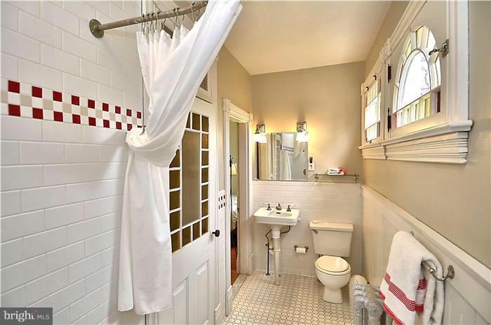 3120 Lee Street Silver Spring, MD 20910 - Photo 24 of 30 Bath