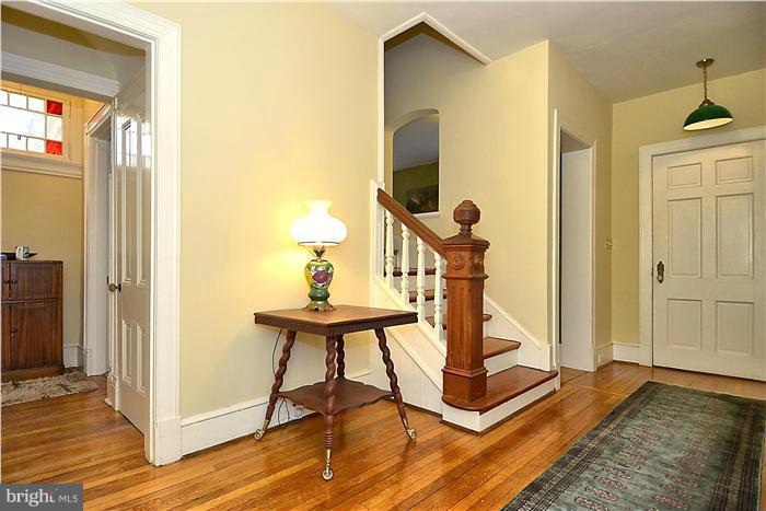 3120 Lee Street Silver Spring, MD 20910 - Photo 5 of 30 Interior (General)