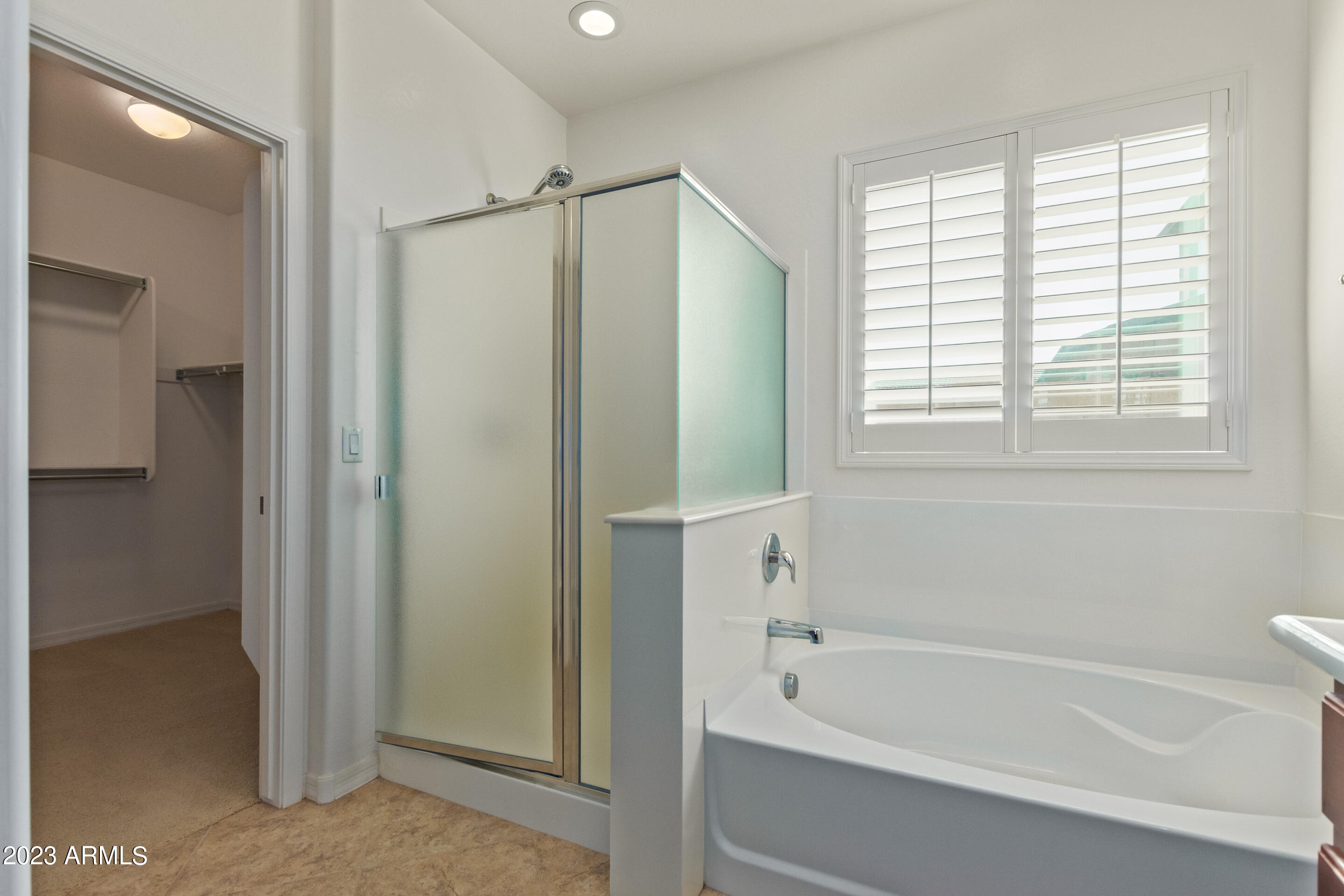 1529 East Goldcrest Street Gilbert, AZ 85297 - Photo 16 of 29 19 - Goldcrest