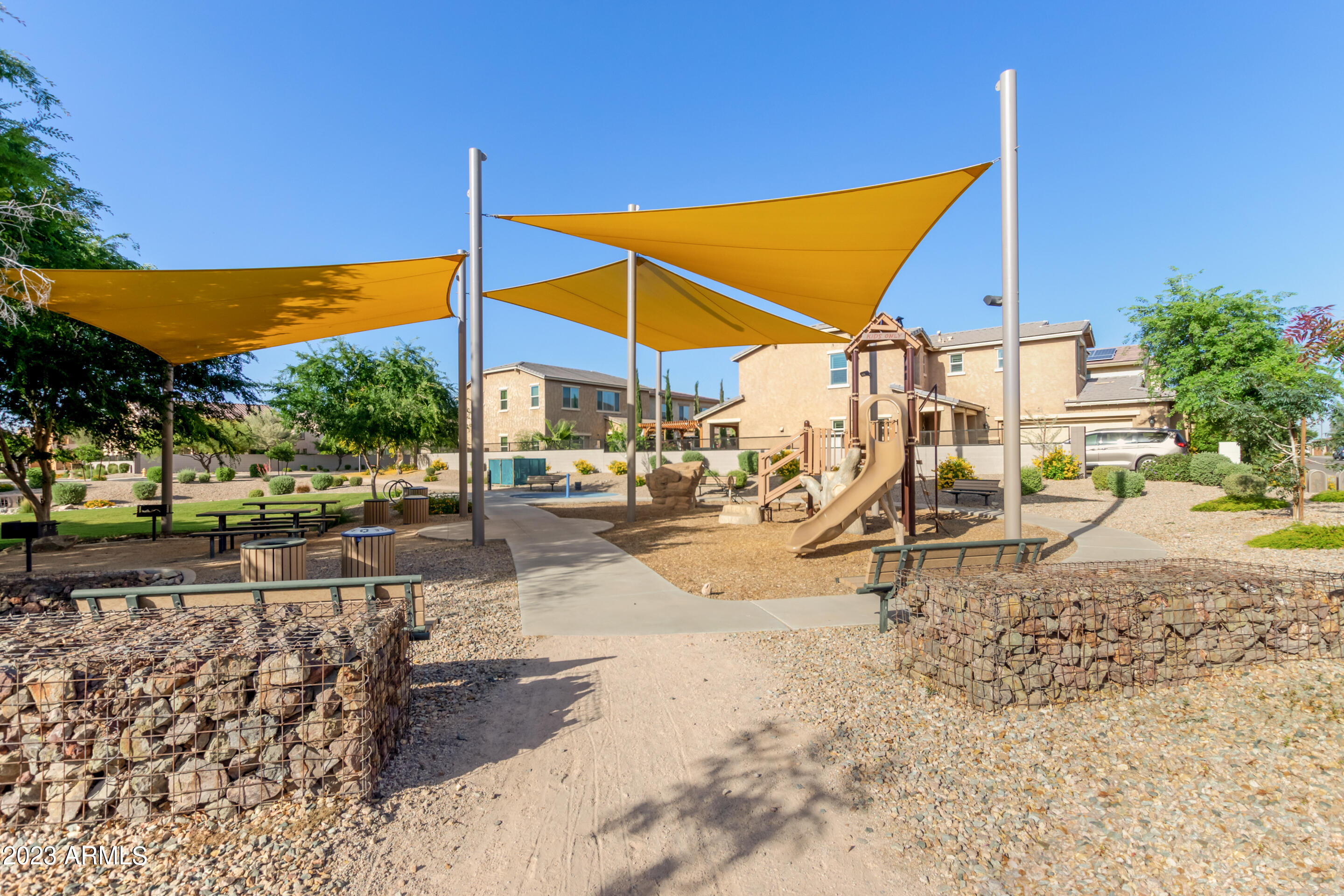 1529 East Goldcrest Street Gilbert, AZ 85297 - Photo 29 of 29 33 - Goldcrest