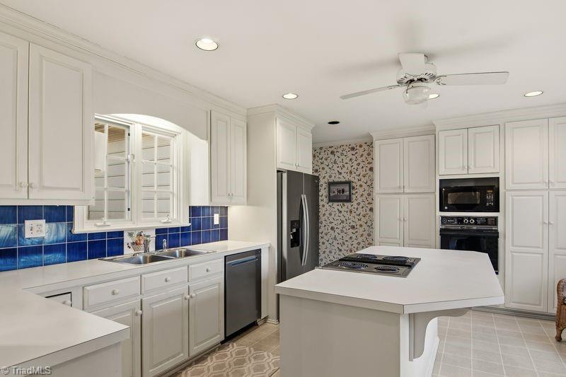 2325 Warwick Road Winston-Salem, NC 27104 - Photo 17 of 39 Gallery Image 17