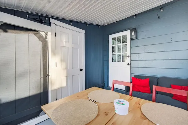 $4,500 | 2301 14th Avenue North, St. Petersburg, FL 33713