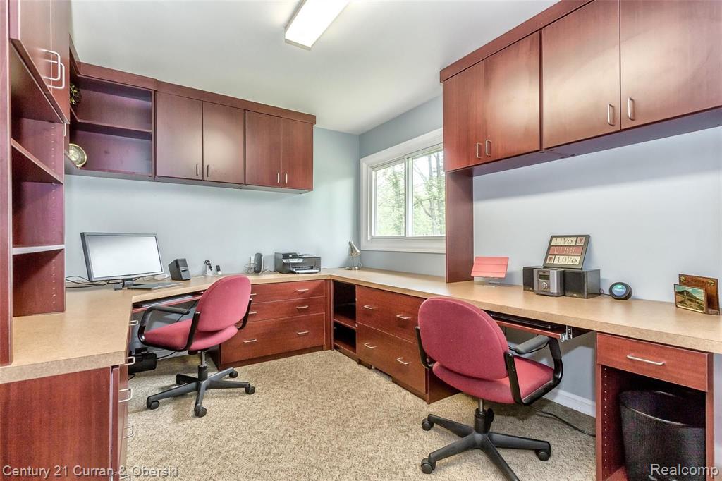 28735 Salem Road Farmington, MI 48334 - Photo 25 of 42