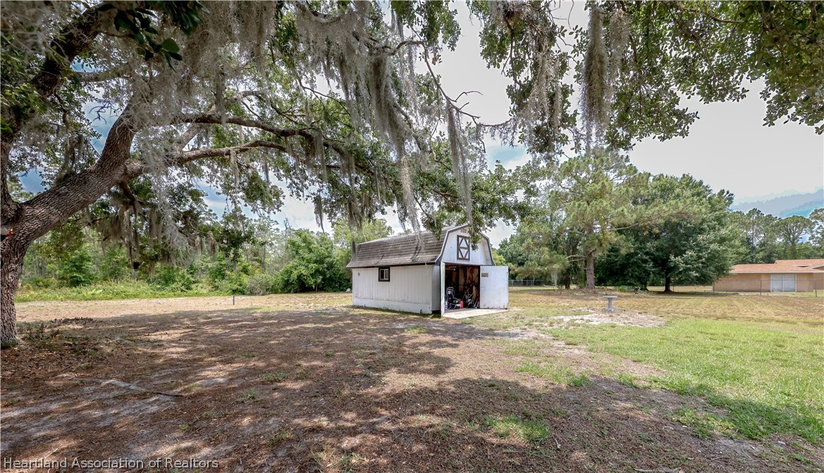4924 Lakewood Road Sebring, FL 33875 - Photo 20 of 23 Gallery Image 20