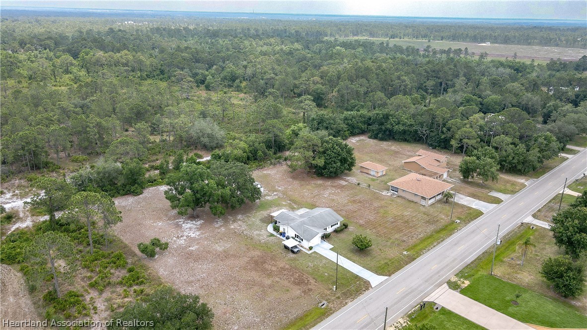 4924 Lakewood Road Sebring, FL 33875 - Photo 3 of 23 Gallery Image 3