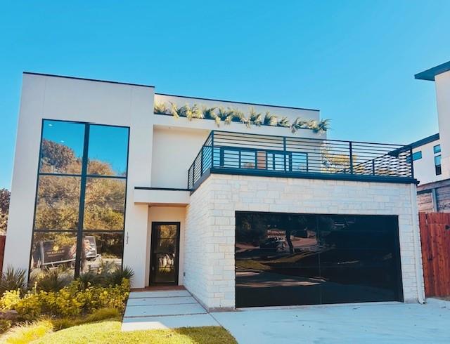 1622 Sylvan Avenue Dallas, TX 75208 - Photo 1 of 24