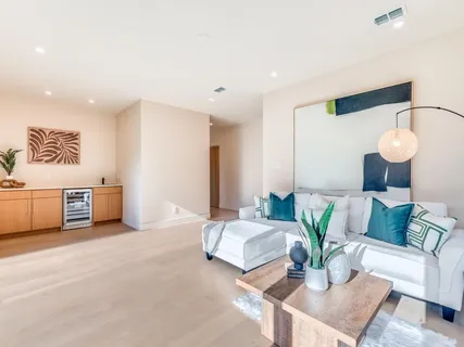 $1,475,000 | 1622 Sylvan Avenue, Dallas, TX 75208