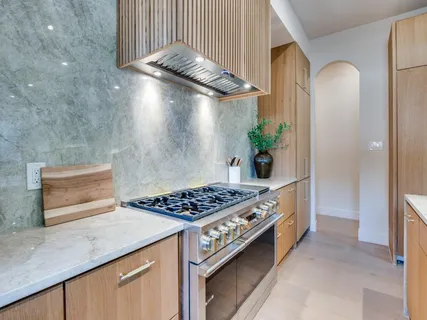 $1,475,000 | 1622 Sylvan Avenue, Dallas, TX 75208