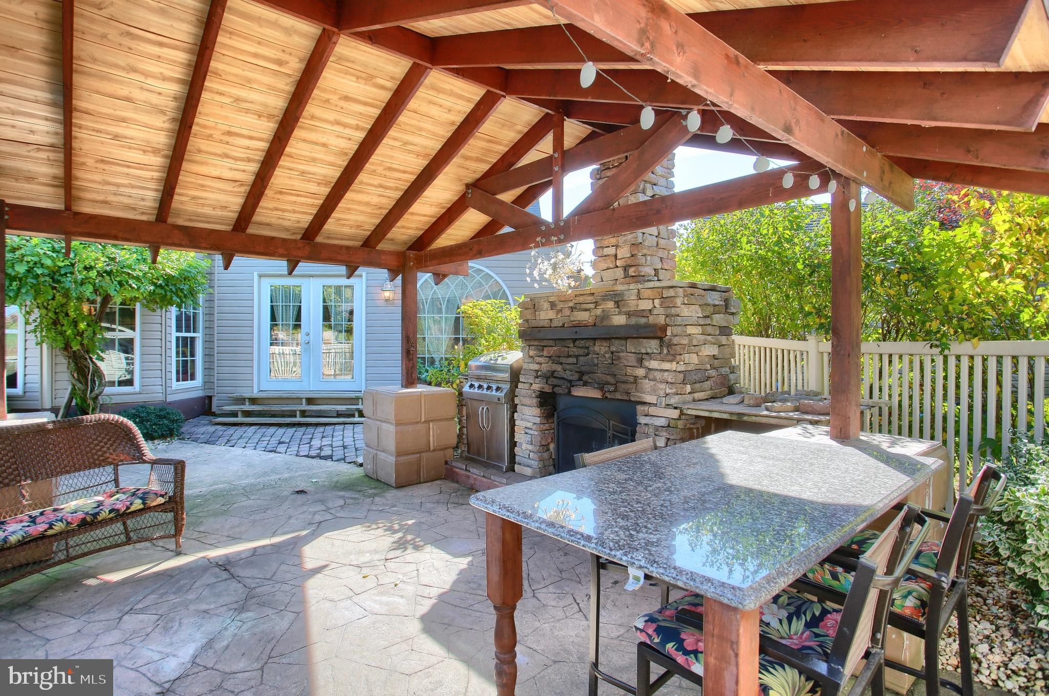 1325 Spring House Road Middletown, PA 17057 - Photo 56 of 61 Enjoy dining al fresco