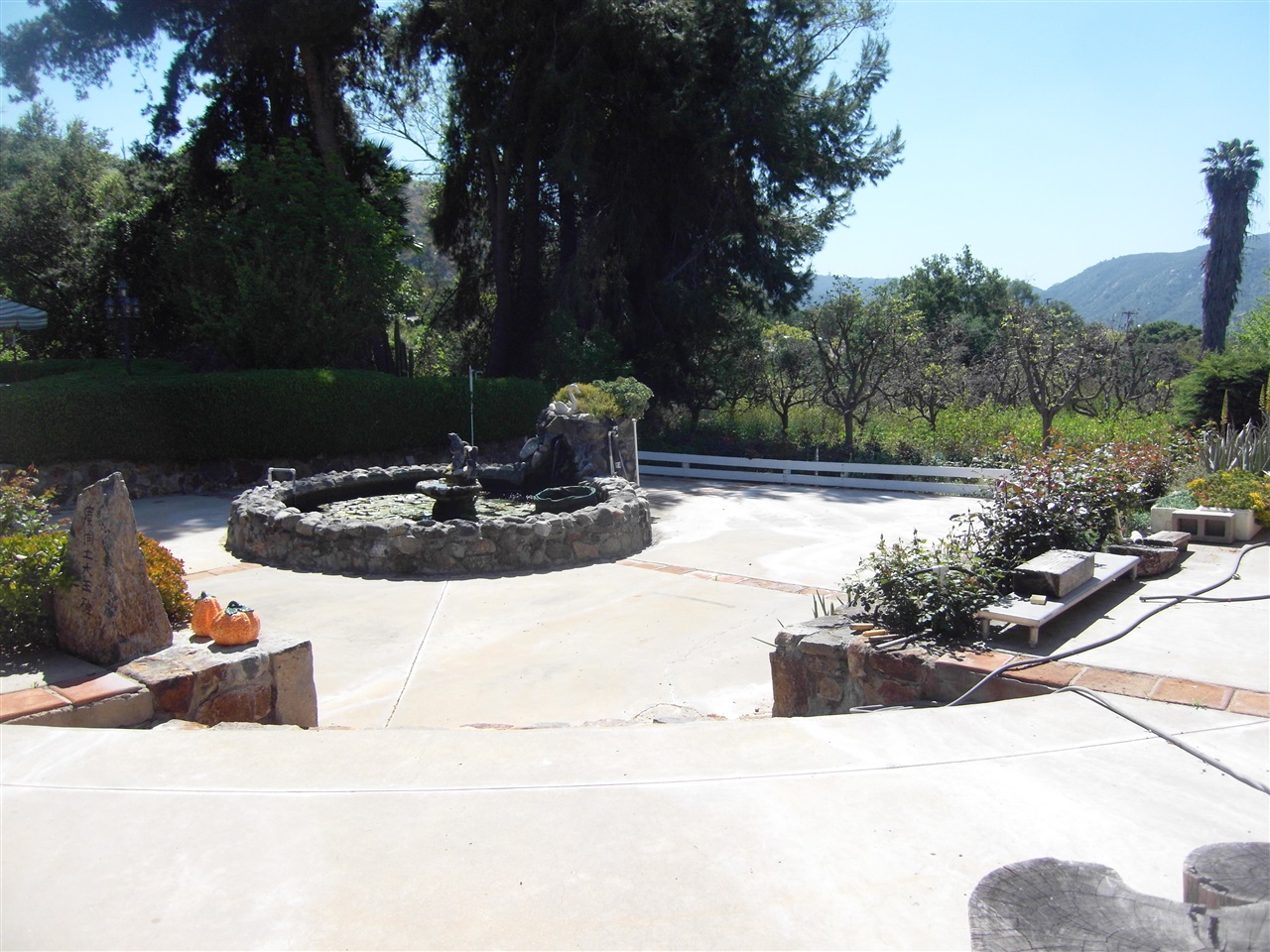 9109 Huntley Road Fallbrook, CA 92028 - Photo 10 of 22 Gallery Image 10