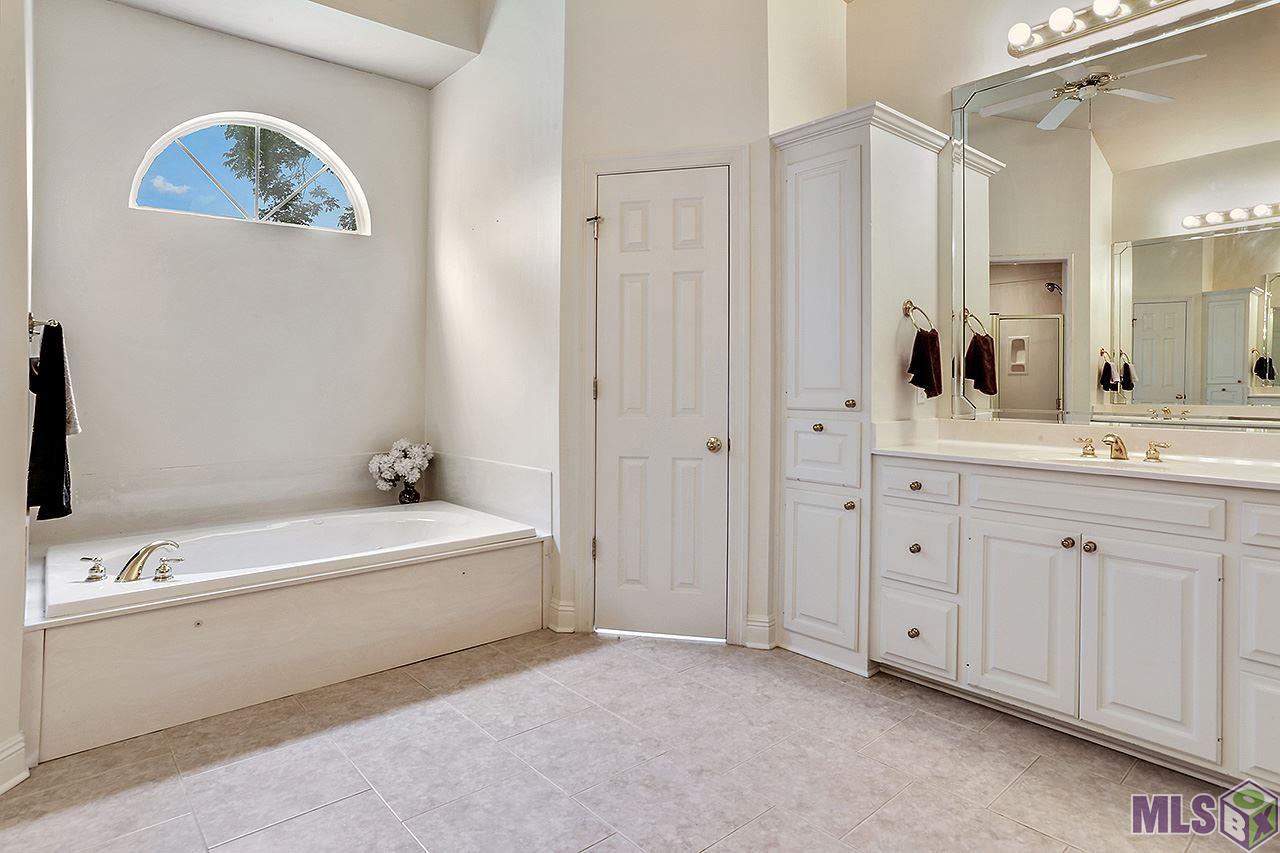 17849 British Lane Baton Rouge, LA 70810 - Photo 11 of 15 Gallery Image 11
