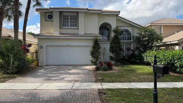 $7,000 | 19125 Skyridge Circle, Boca Raton, FL 33498