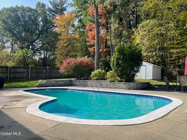 $434,900 | 23 Northcrest Drive, Clifton Park, NY 12065