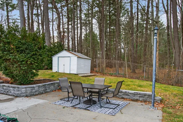 $434,900 | 23 Northcrest Drive, Clifton Park, NY 12065