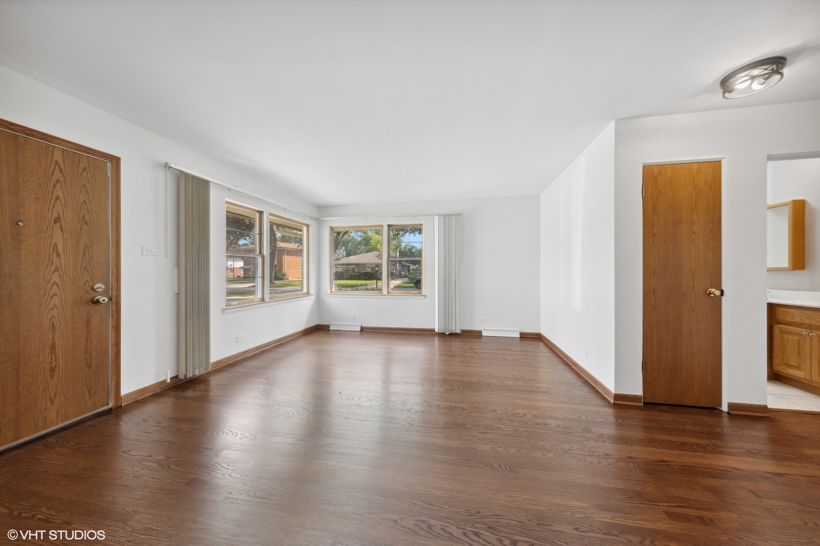 724 Barnsdale Road, Unit A La Grange Park, IL 60526 - Photo 3 of 18