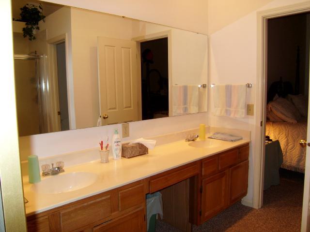 7607 Meadow Ridge Drive Fishers, IN 46038 - Photo 6 of 11 Gallery Image 6