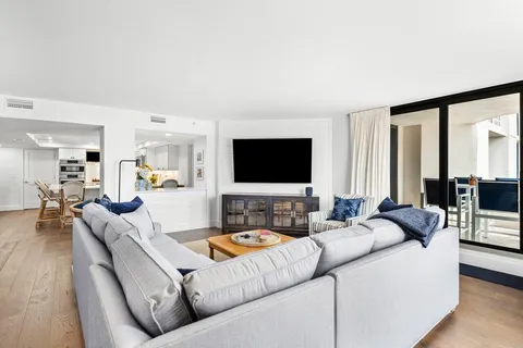 $895,000 | 176 Helios Drive, Unit 104, Jupiter, FL 33477