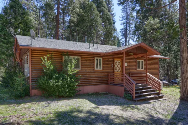 $980,000 | 2580 River Road, Wawona, CA 95389