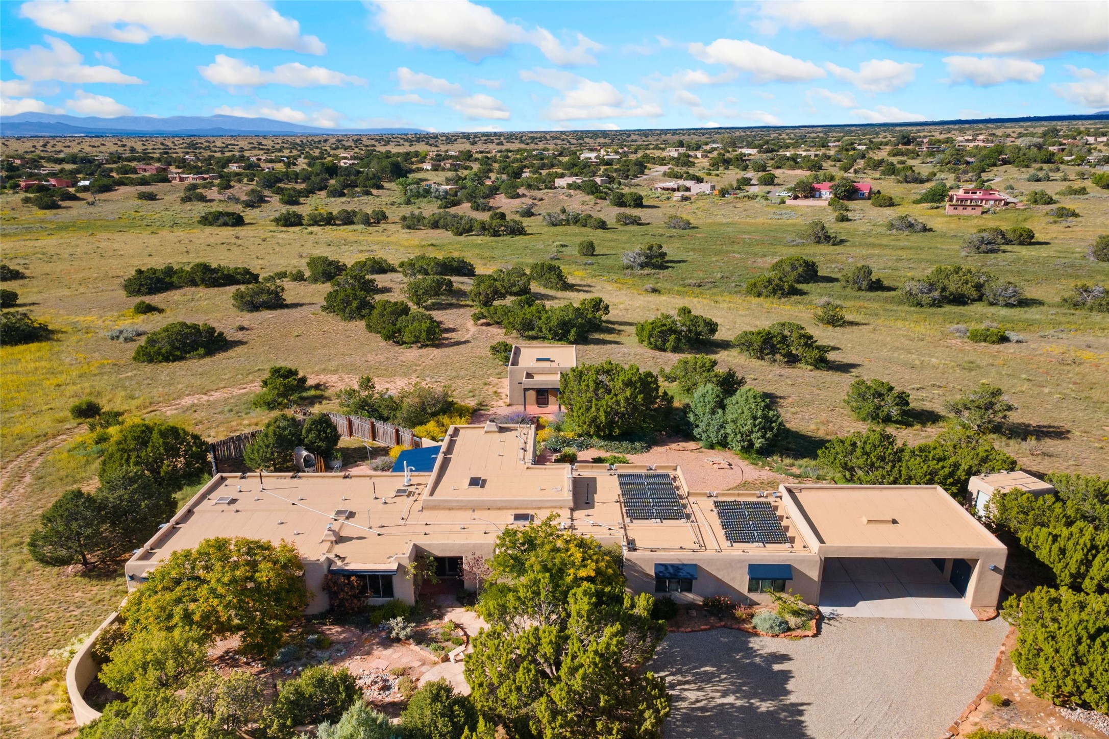 71 Camerada Loop Santa Fe, NM 87508 - Photo 31 of 35