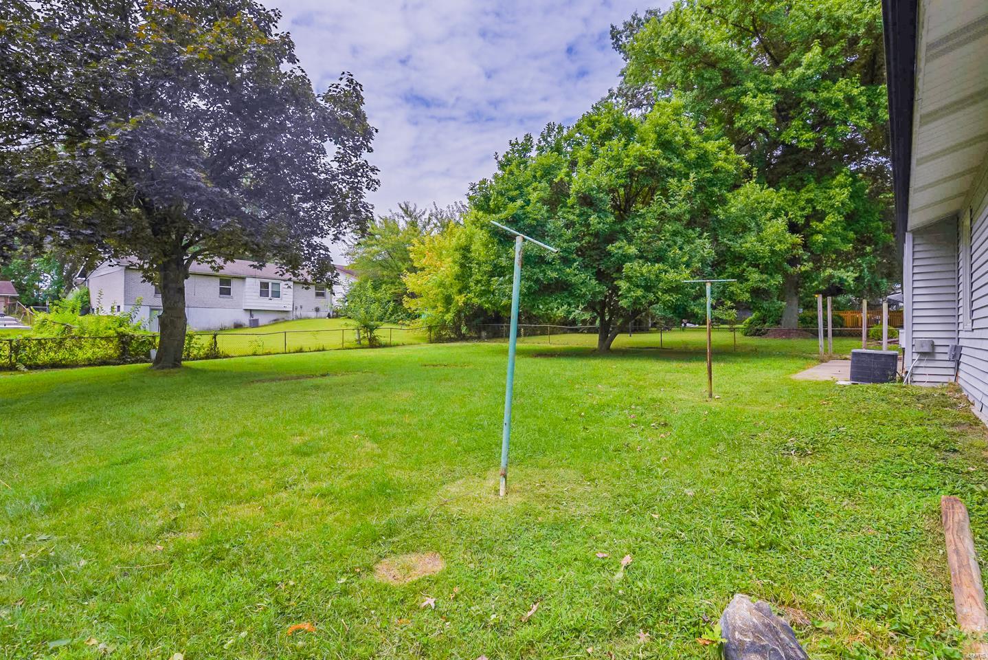 2146 Rountree Drive St. Louis, MO 63136 - Photo 23 of 24
