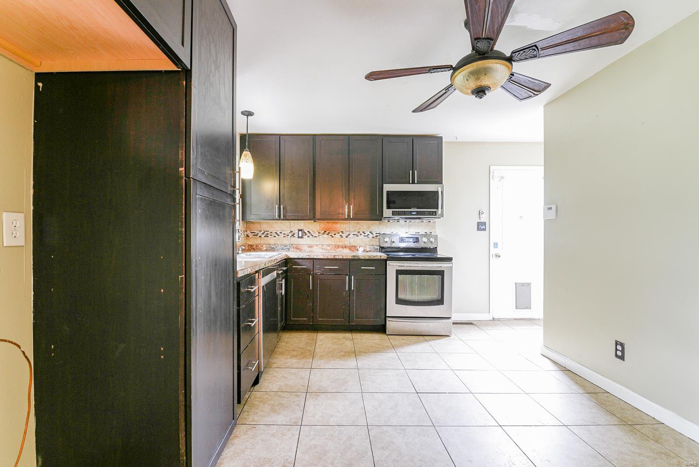 2146 Rountree Drive St. Louis, MO 63136 - Photo 4 of 24