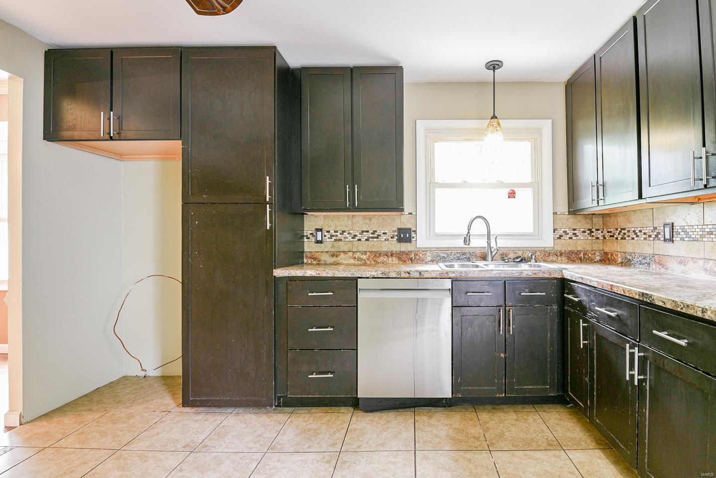2146 Rountree Drive St. Louis, MO 63136 - Photo 8 of 24