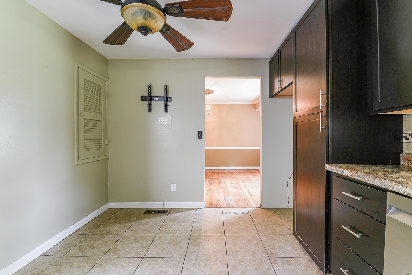 2146 Rountree Drive St. Louis, MO 63136 - Photo 9 of 24