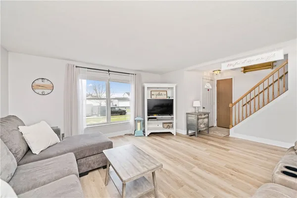 $199,900 | 87 Chiswick Drive, Riga, NY 14428