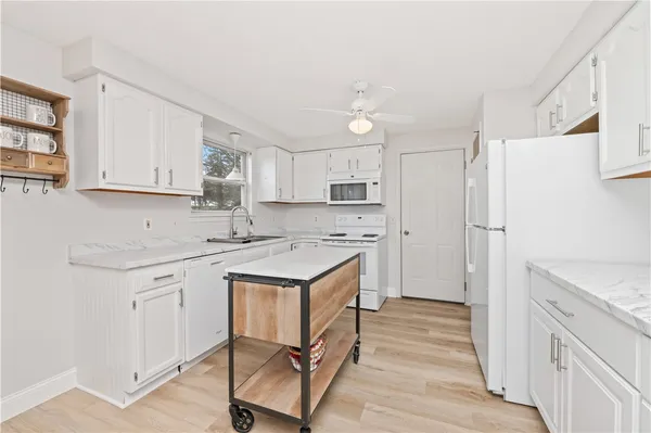 $199,900 | 87 Chiswick Drive, Riga, NY 14428