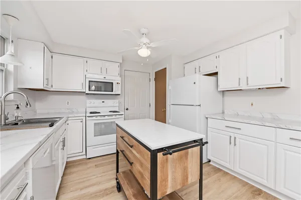 $199,900 | 87 Chiswick Drive, Riga, NY 14428