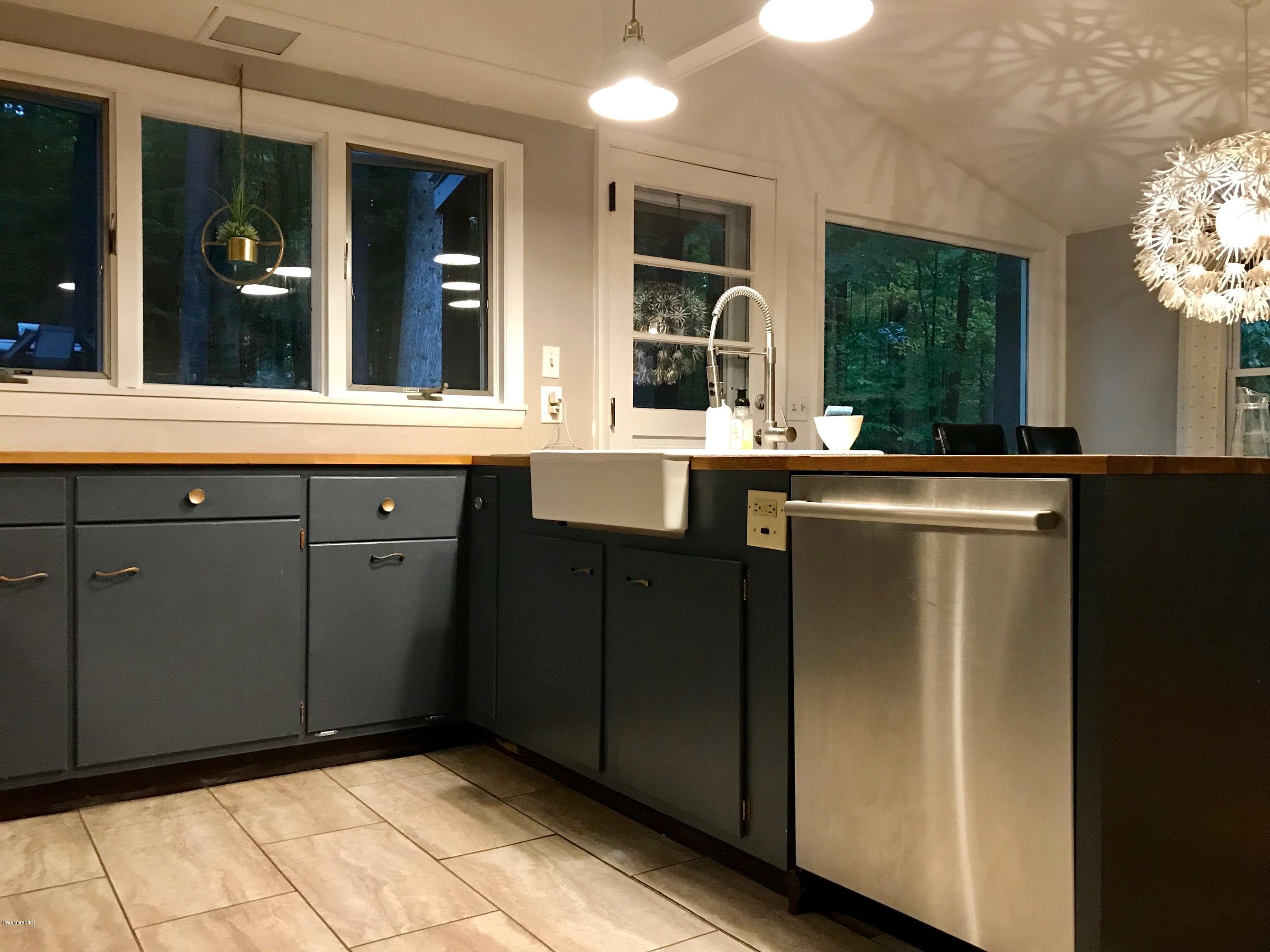 75 New Lenox Road Lenox, MA 01240 - Photo 3 of 33 Kitchen