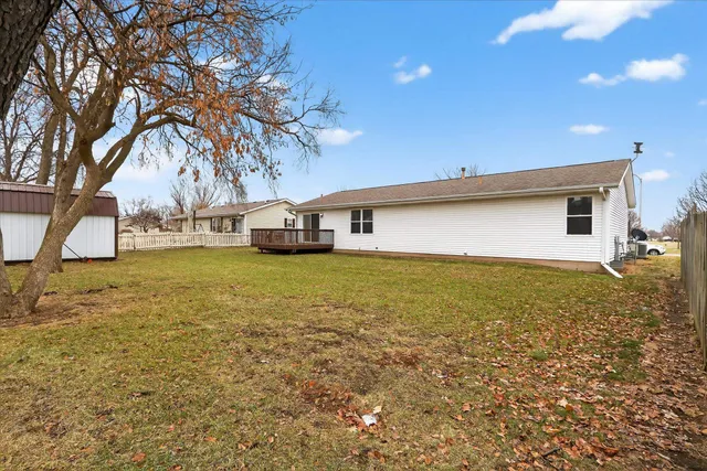 $253,000 | 615 Winfield Drive, South Beloit, IL 61080